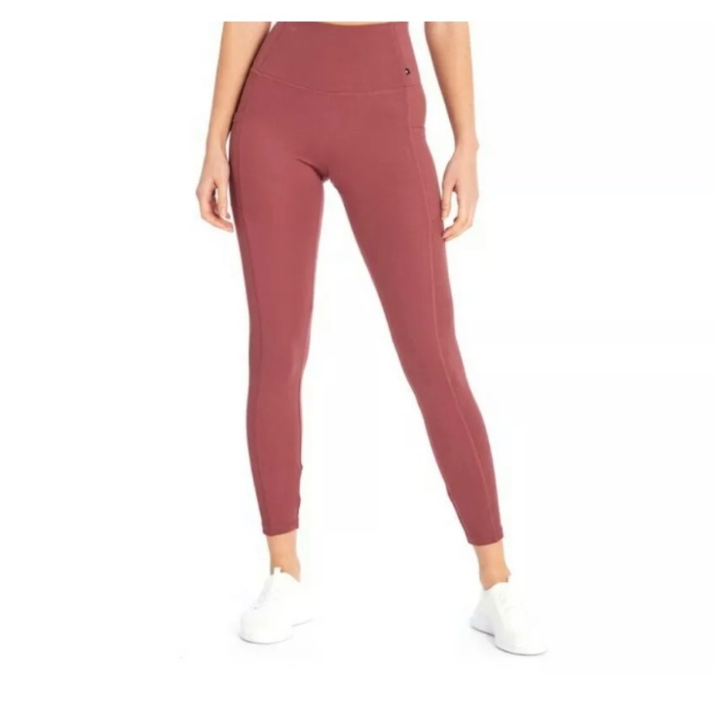 Marika Yoga Set, size Small Bottoms, size Medium Top - Picture 3 of 3